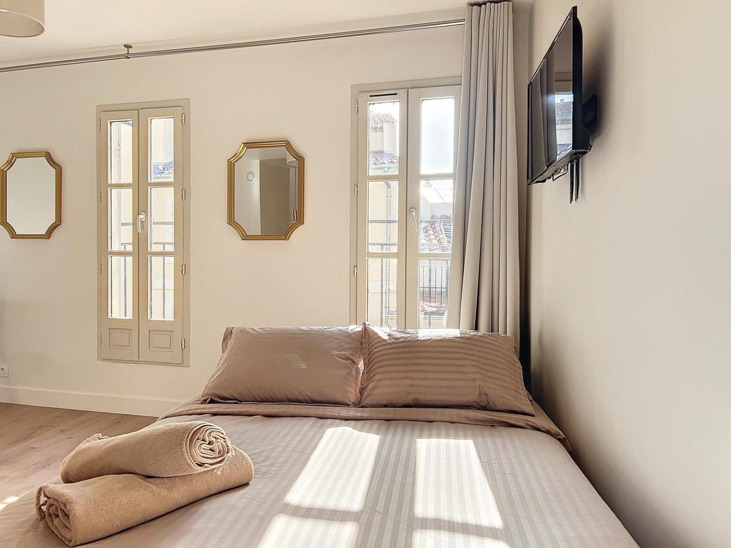 Charmant Appartement - Avec Balcon & Climatisation - Les Freres De La Loc' Marseille Exterior photo