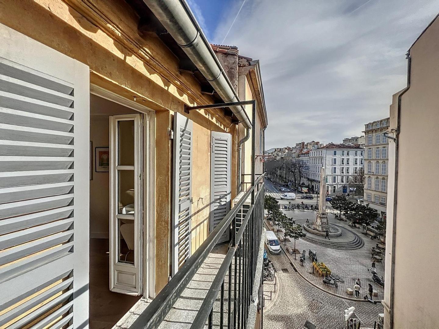 Charmant Appartement - Avec Balcon & Climatisation - Les Freres De La Loc' Marseille Exterior photo